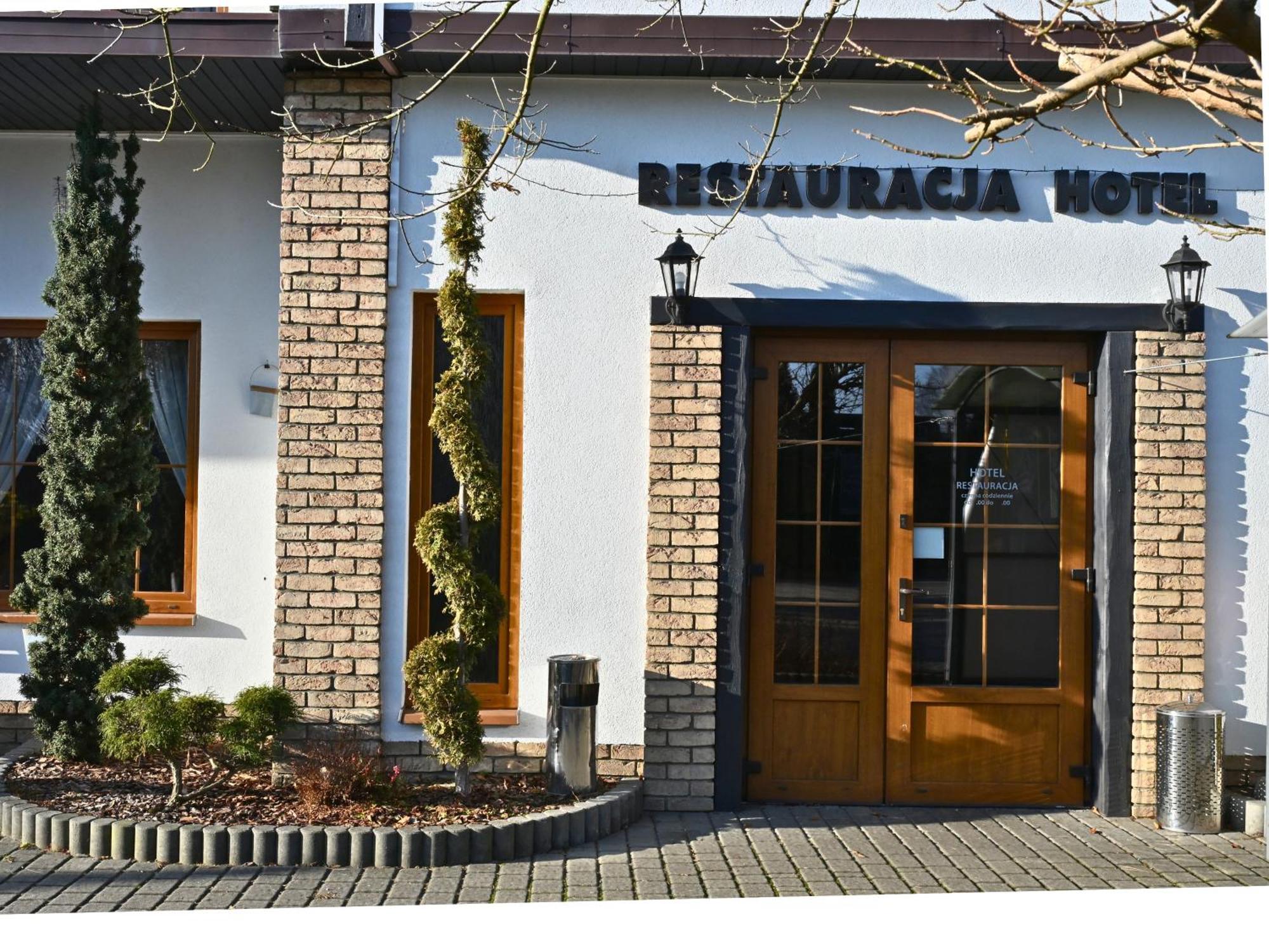 Hotel Sjesta Mikolow Exterior photo